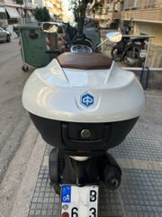 Piaggio Beverly 300 2020-thumb-17
