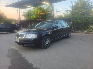 Skoda Superb 2005 Ελληνικής αντιπροσωπείας σε άψογη κατάσταση-thumb-1