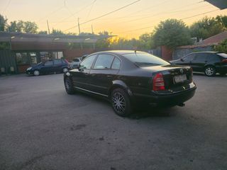 Skoda Superb 2005 Ελληνικής αντιπροσωπείας σε άψογη κατάσταση-thumb-3