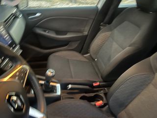 Renault Clio 2021-thumb-15