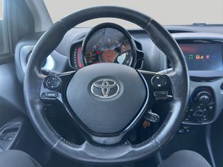 Toyota Aygo (X) 2021 X PLAY 72HP ΜΕ ΑΠΟΣΥΡΣΗ-thumb-9