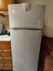 Ψυγείο indesit