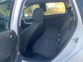 Peugeot 308 2012-thumb-12