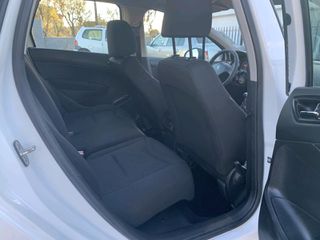 Peugeot 308 2012-thumb-14