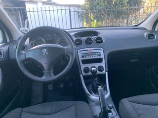 Peugeot 308 2012-thumb-17