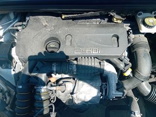 Peugeot 308 2012-thumb-23