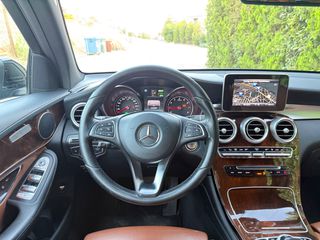 Mercedes-Benz GLC 350 2018 4Matic Full-thumb-12