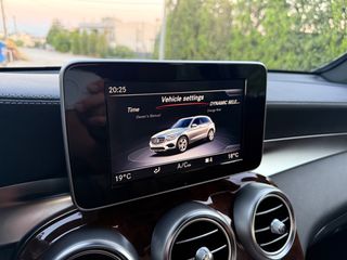 Mercedes-Benz GLC 350 2018 4Matic Full-thumb-29