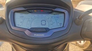 Piaggio Beverly 300 2023 S 300-thumb-4