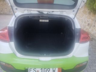 Φορτηγό Έως 7.5τ Kia 2017 ceed-thumb-5