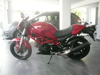 Ducati Monster 695 2006-thumb-2