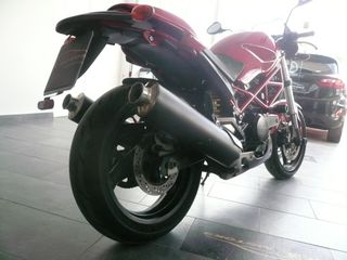 Ducati Monster 695 2006-thumb-8