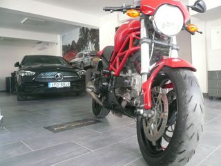 Ducati Monster 695 2006-thumb-7