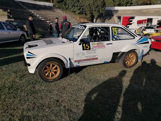 Ford Escort 1978 MK2 RS2000-thumb-2