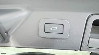 Land Rover Range Rover Velar 2023 P400e PLUG-IN HYBRID AWD S/AUTOBESIKOS-thumb-13