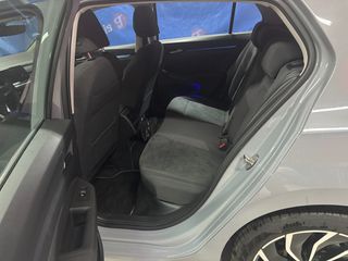 Volkswagen Golf 2021 Style-thumb-14