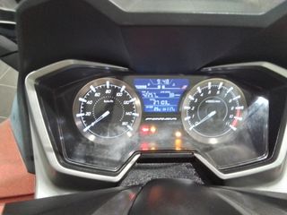 Honda Forza 350 2022-thumb-2