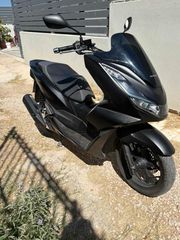 Honda PCX 125 2022-thumb-3