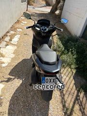 Honda PCX 125 2022-thumb-6