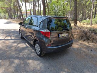 Toyota Verso-S 2011 1.3 / 100hp / αυτόματο-thumb-5
