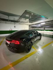 Tesla Model 3 2023 Performance-thumb-5