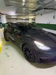 Tesla Model 3 2023 Performance-thumb-6