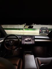 Tesla Model 3 2023 Performance-thumb-10