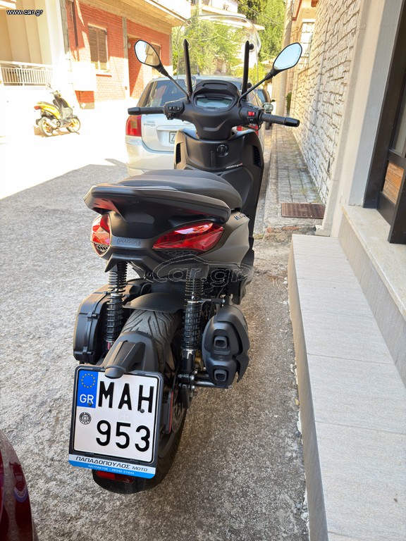Piaggio Beverly 400 2025