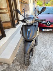 Piaggio Beverly 400 2025-thumb-1