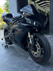 Yamaha YZF-R1 2004-thumb-3