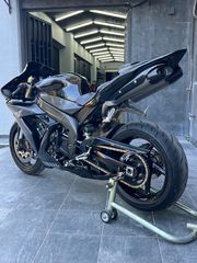 Yamaha YZF-R1 2004-thumb-11