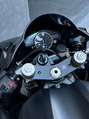 Yamaha YZF-R1 2004-thumb-23