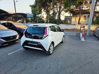 Toyota Aygo 2017 1.0 X-PLAY TOUCH-thumb-3