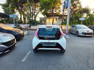 Toyota Aygo 2017 1.0 X-PLAY TOUCH-thumb-4