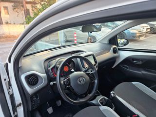 Toyota Aygo 2017 1.0 X-PLAY TOUCH-thumb-5