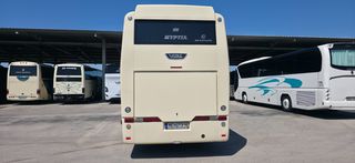 Bova 2002 Futura FHD 12.370-thumb-5