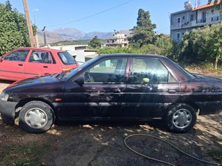 Ford Escort 1996 CHIA-thumb-1