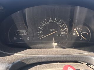 Ford Escort 1996 CHIA-thumb-5