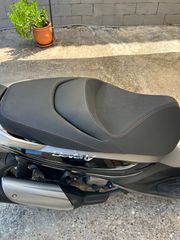 Piaggio Beverly 350 2012-thumb-4