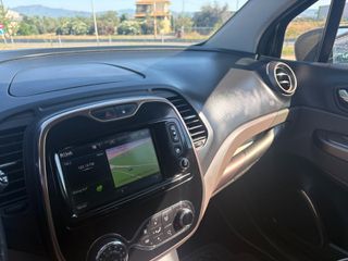 Renault Captur 2016 * TZAMPAZLIS S.A. *-thumb-10
