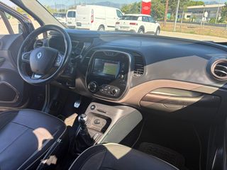 Renault Captur 2016 * TZAMPAZLIS S.A. *-thumb-11