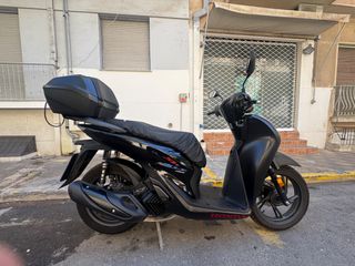 Honda SH 150i 2025 SPORTY SMART TOP BOX-thumb-7