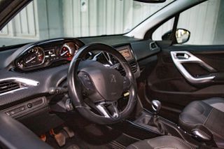 Peugeot 2008 2019 pure tech allure-thumb-17