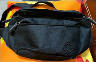 Τσαντακι μεσης Benetton (25 x 15)