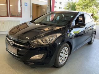 Hyundai i 30 2015 1.6 CRDI BLUE TREND !!