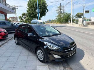 Hyundai i 30 2015 1.6 CRDI BLUE TREND !!-thumb-3