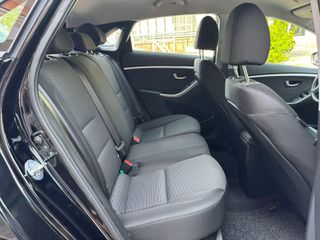 Hyundai i 30 2015 1.6 CRDI BLUE TREND !!-thumb-14