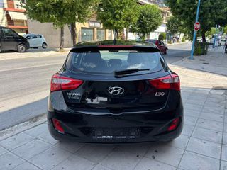 Hyundai i 30 2015 1.6 CRDI BLUE TREND !!-thumb-6