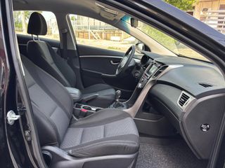 Hyundai i 30 2015 1.6 CRDI BLUE TREND !!-thumb-15