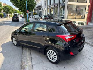 Hyundai i 30 2015 1.6 CRDI BLUE TREND !!-thumb-7